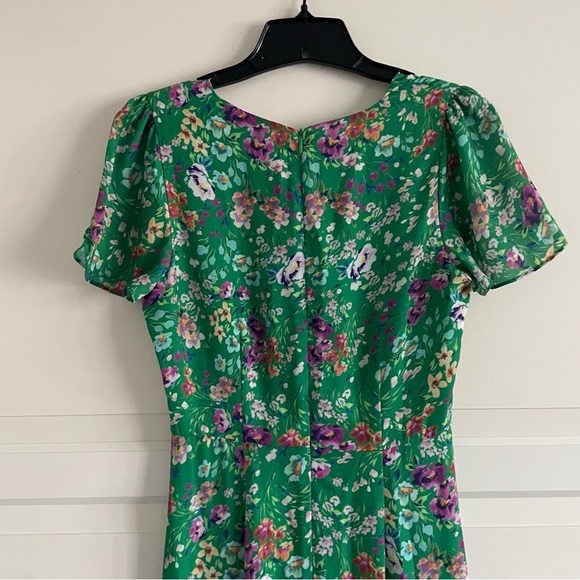 LaRoque Barrett Green Meadow Floral Print V-neck Midi Dress 22778 - Picture 5 of 12